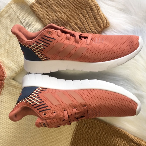 NWT Adidas Womens Sneakers Running Shoes Asweerun - Picture 3 of 8